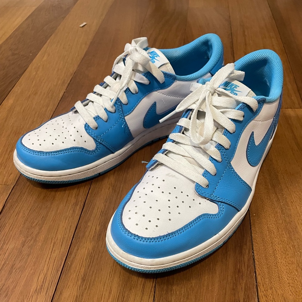 Jordan 1 SB collab UNC blue men’s 9
